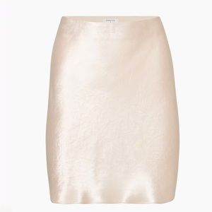 Aritzia Babaton Satin Slip-on skirt